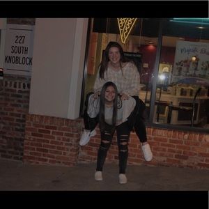 Meet your Posher, Kyra